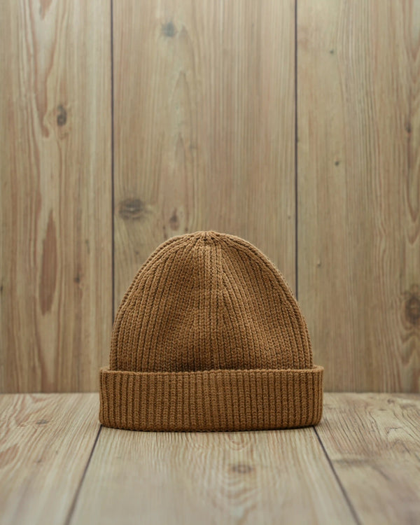 Fisherman Beaine - Sand